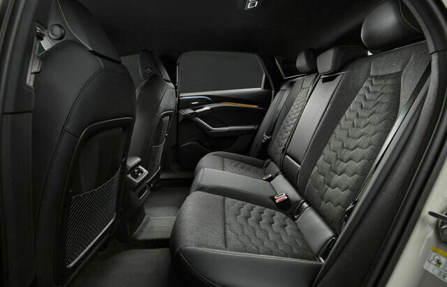 2024 Audi A6 e-tron interior leather seat