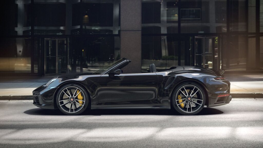 Porsche 911 Turbo side profile